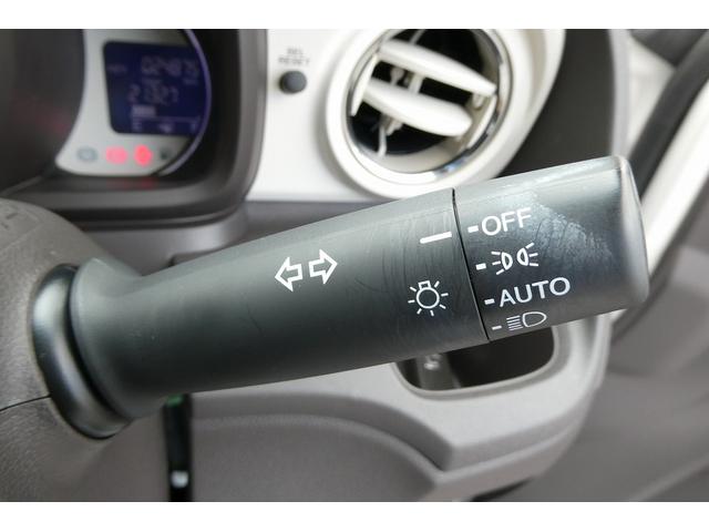 Ｓｔａｎｄａｒｄ・Ｌ　無事故車　スマートキー（２）　プッシュスタート　純正ディスプレイオーディオ　ワンセグ　ＵＳＢ　ＥＴＣ　バックカメラ　ＨＩＤオートライト　電格ウィンカーミラー　ＣＴＢＡ　ステアスイッチ(13枚目)