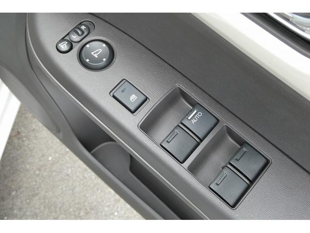 Ｓｔａｎｄａｒｄ・Ｌ　無事故車　スマートキー（２）　プッシュスタート　純正ディスプレイオーディオ　ワンセグ　ＵＳＢ　ＥＴＣ　バックカメラ　ＨＩＤオートライト　電格ウィンカーミラー　ＣＴＢＡ　ステアスイッチ(16枚目)