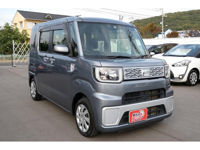 Ｄ　無事故車　キーレスキー　純正ナビ・ワンセグ・ＣＤ・ＵＳＢ・ＭＳＶ　ＥＴＣ　電動格納ミラー　ＬＥＤヘッドライト　アイドリングストップ　ＡＢＳ　ＥＳＣ　Ｗエアバッグ　サイドエアバッグ(4枚目)