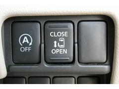 【両側電動スライドドア】狭い場所でもドアを全開にでき、チャイルドロックを使っても運転席のスイッチを操作するだけでドアの開け閉めが可能です 6