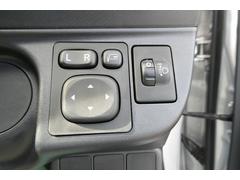 【電動格納式ミラー】車内からの角度調整はもちろん、ボタン一つでサイドミラーを格納してくれます！！ 6