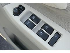【電動格納式ミラー】車内からの角度調整はもちろん、ボタン一つでサイドミラーを格納してくれます！！ 6
