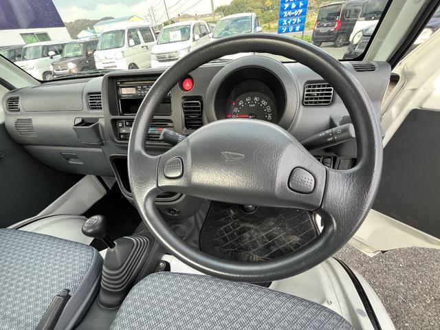 ハイゼットトラック エアコン・パワステ スペシャル ☆保証2年付☆ 4WD 5MT CDオーディオ エアコン パワーステアリング ヘッドライトレベライザー リアゲートチェーン(10枚目)