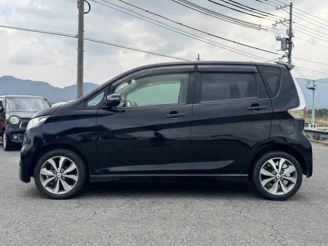 デイズ ハイウェイスター　Ｇターボ　☆保証２年付き☆　レーダーブレーキ　社外ナビ　アラウンドビューモニター　シートリフター　シートヒーター　スマートキー　プッシュスタート　オートライト（5枚目）