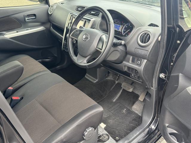 デイズ ハイウェイスター　Ｇターボ　☆保証２年付き☆　レーダーブレーキ　社外ナビ　アラウンドビューモニター　シートリフター　シートヒーター　スマートキー　プッシュスタート　オートライト（11枚目）