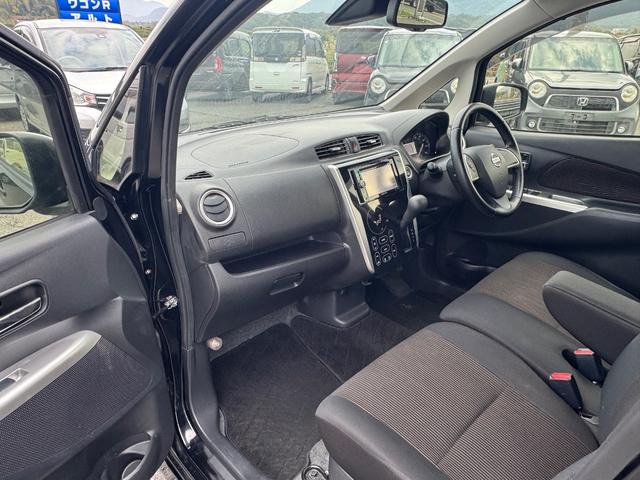 デイズ ハイウェイスター　Ｇターボ　☆保証２年付き☆　レーダーブレーキ　社外ナビ　アラウンドビューモニター　シートリフター　シートヒーター　スマートキー　プッシュスタート　オートライト（12枚目）