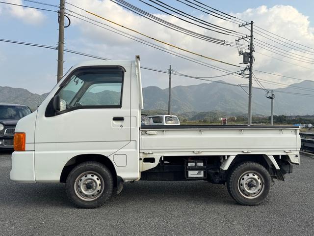 サンバートラック ＪＡ　５速ＭＴ　４ＷＤ　シガーソケット　三方開　運移転席エアバック純正ラジオ（5枚目）