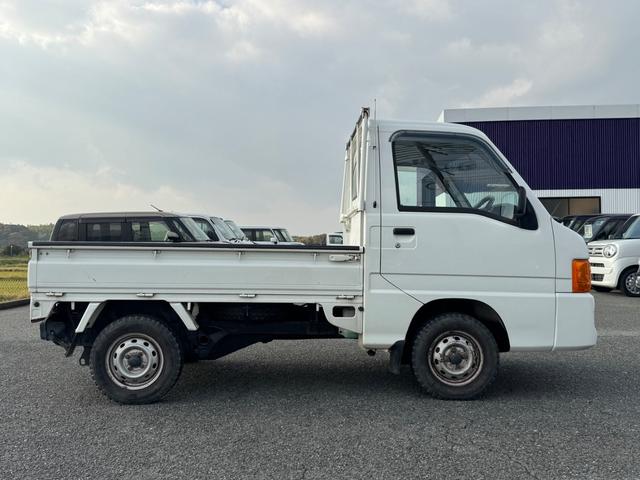 サンバートラック ＪＡ　５速ＭＴ　４ＷＤ　シガーソケット　三方開　運移転席エアバック純正ラジオ（6枚目）