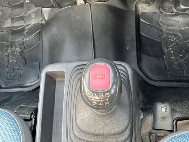 サンバートラック ＪＡ　５速ＭＴ　４ＷＤ　シガーソケット　三方開　運移転席エアバック純正ラジオ（16枚目）