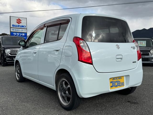 アルトエコ ＥＣＯ－Ｓ　☆保証２年付き☆　純正オーディオ　キーレス　社外アルミ　ヘッドライトレベライザー　セキュリティアラーム　プライバシーガラス（8枚目）