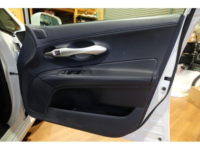 ブレイド マスターＧ　最終製造年月　Ｖ６　３．５Ｌ　パドルシフト　レーダークルーズ　純正エンジンスターター　前席ヒーター付きパワーシート　禁煙車（22枚目）