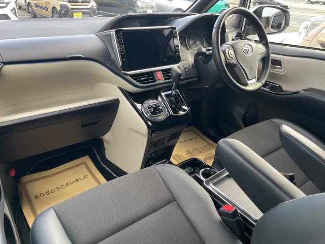 ノア Ｓｉ　ダブルバイビー　Ｓｉ　ＷｘＢ　モデリスタエアロ　アルパインナビ１１型ＥＸ１１Ｚ　フリップダウンモニター１２．８型ＰＸＨ１２Ｘ　ヴァレンティ　ＬＥＤテールランプＲＥＶＯ　衝突軽減ブレーキ　ＬＥＤライト　ＥＴＣ（14枚目）