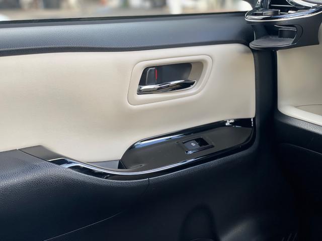 ノア Ｓｉ　ダブルバイビー　Ｓｉ　ＷｘＢ　モデリスタエアロ　アルパインナビ１１型ＥＸ１１Ｚ　フリップダウンモニター１２．８型ＰＸＨ１２Ｘ　ヴァレンティ　ＬＥＤテールランプＲＥＶＯ　衝突軽減ブレーキ　ＬＥＤライト　ＥＴＣ（17枚目）