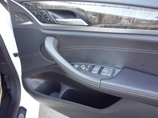 X4 xDrive 30i Mスポーツ 4WD 純正ナビ 全方位モニター ETC 黒革内装 ヒーター付きパワーシート インテリジェントセーフティ レーンチェンジウォーニング アクティブクルーズコントロール パーキングサポート(6枚目)