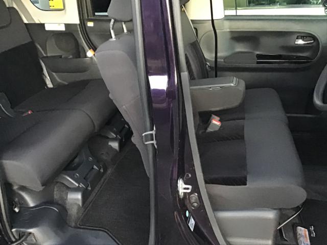 タント カスタムＸ　４ＷＤ．ナビ．地デジ．フルオートエアコン．バックカメラ．パワースライドドア．ＨＩＤヘッドライト（15枚目）