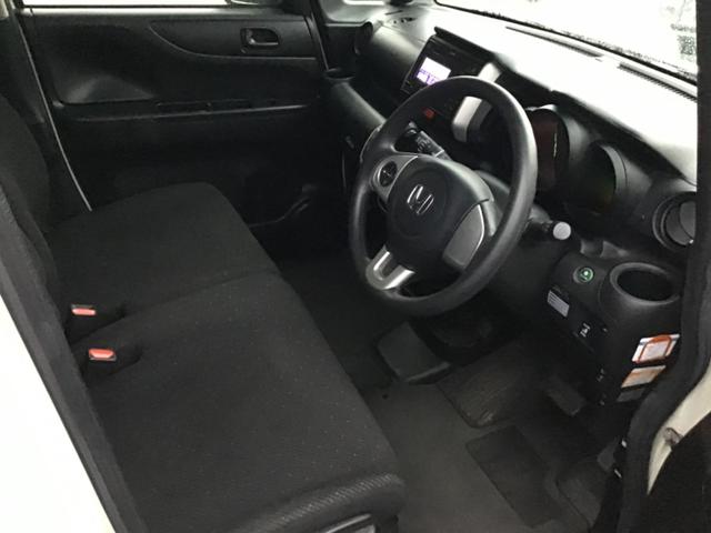 N-BOX G・Lパッケージ 衝突軽減ブレーキ.フルオートエアコン.スマートキー.パワースライドドア.横滑り防止装置.プラズマクラスター.ETC.バニティーミラー付きサンバイザー.AUX.USB.アイドリングストップ(9枚目)