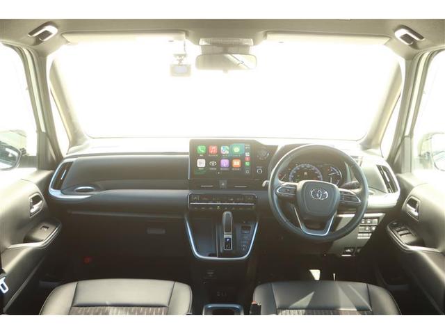 ノア ハイブリッドＳ－Ｚ　トヨタ認定中古車　フルセグ　メモリーナビ　ＤＶＤ再生　後席モニター　バックカメラ　衝突被害軽減システム　ＥＴＣ　ドラレコ　両側電動スライド　ＬＥＤヘッドランプ　乗車定員７人　３列シート　ワンオーナー（6枚目）