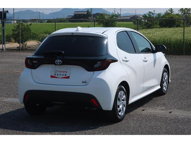 ヤリス ハイブリッドＸ　メモリーナビ　ＤＶＤ再生　バックカメラ　衝突被害軽減システム　ＥＴＣ　ドラレコ（4枚目）