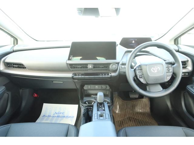 プリウス Ｚ　当社社用車　ロングラン保証１年付き　衝突被害軽減ブレーキ　オートマチックハイビーム　車線逸脱防止機能　クルーズコントロール　前後ドラレコ　ＬＥＤ　ＥＴＣ（7枚目）