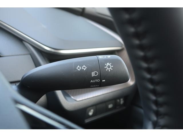 プリウス Ｚ　当社社用車　ロングラン保証１年付き　衝突被害軽減ブレーキ　オートマチックハイビーム　車線逸脱防止機能　クルーズコントロール　前後ドラレコ　ＬＥＤ　ＥＴＣ（21枚目）