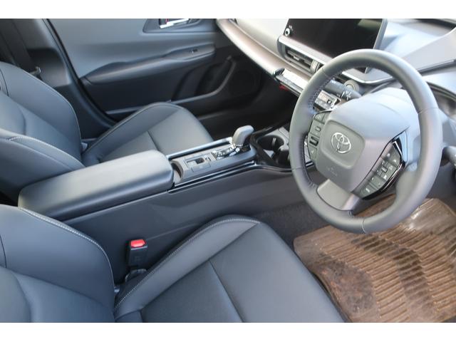 プリウス Ｚ　当社社用車　ロングラン保証１年付き　衝突被害軽減ブレーキ　オートマチックハイビーム　車線逸脱防止機能　クルーズコントロール　前後ドラレコ　ＬＥＤ　ＥＴＣ（29枚目）