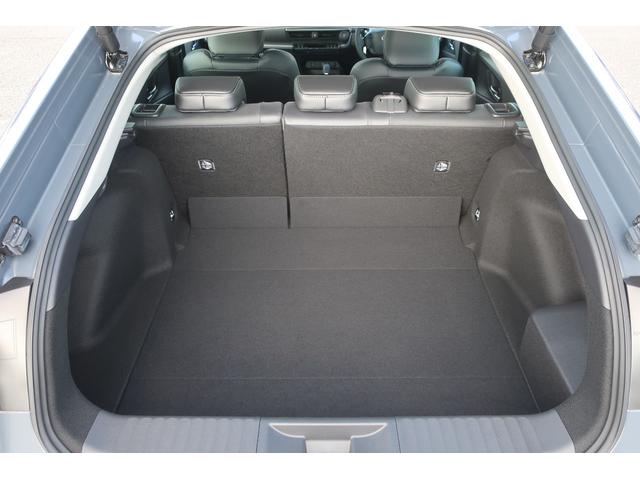 プリウス Ｚ　当社社用車　ロングラン保証１年付き　衝突被害軽減ブレーキ　オートマチックハイビーム　車線逸脱防止機能　クルーズコントロール　前後ドラレコ　ＬＥＤ　ＥＴＣ（33枚目）