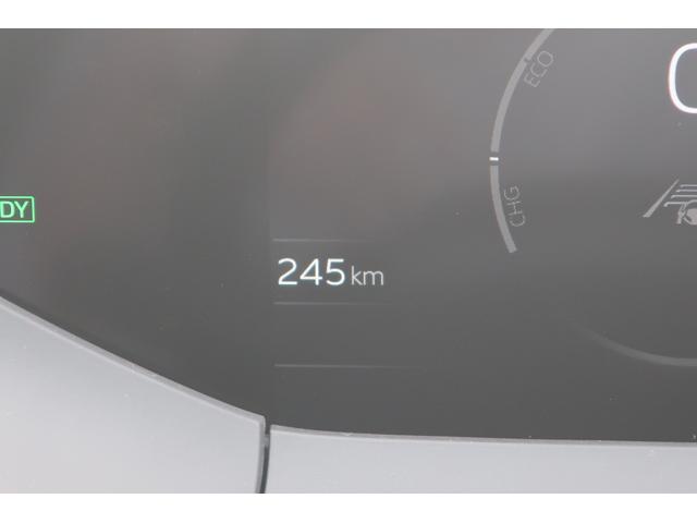 プリウス Ｚ　当社社用車　ロングラン保証１年付き　衝突被害軽減ブレーキ　オートマチックハイビーム　車線逸脱防止機能　クルーズコントロール　前後ドラレコ　ＬＥＤ　ＥＴＣ（37枚目）