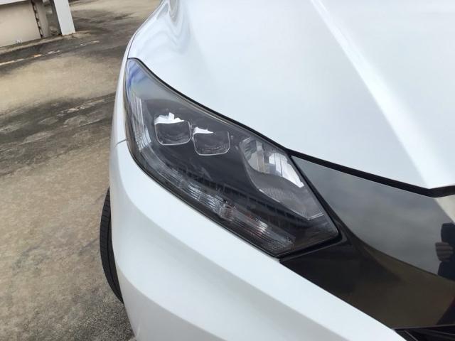 ヴェゼル ハイブリッドＸ・ホンダセンシング　ＬＥＤ・フルセグ・メモリナビ・バックカメラ・純正ＡＷ・ＵＳＢポート・ＥＴＣ　コーナーセンサー　地デジ　Ａクルーズ　Ｂモニ　スマキー　オートエアコン　ＶＳＡ　ＬＥＤヘッドライト　ＥＴＣ車載器　ＡＢＳ（3枚目）