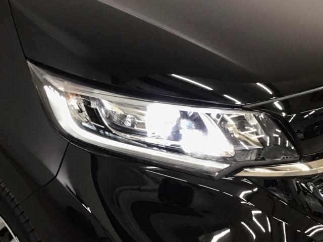 フリード Ｇ　ＬＥＤ・フルセグ・メモリナビ・バックカメラ・両側電動ドア・シートヒーター・ＥＴＣ　Ａクルーズ　３列シート　ＬＥＤヘッドライト　パワーウインドウ　地デジ　Ｒカメラ　イモビ　ＶＳＡ　ＵＳＢ　エアコン（3枚目）