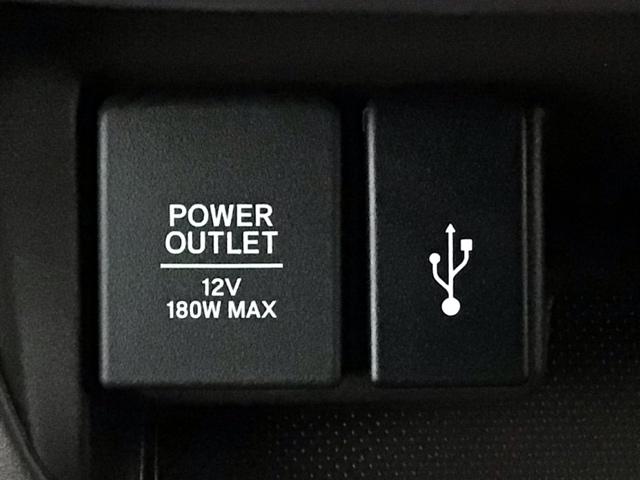 フリード Ｇ　ＬＥＤ・フルセグ・メモリナビ・バックカメラ・両側電動ドア・シートヒーター・ＥＴＣ　Ａクルーズ　３列シート　ＬＥＤヘッドライト　パワーウインドウ　地デジ　Ｒカメラ　イモビ　ＶＳＡ　ＵＳＢ　エアコン（11枚目）