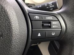 �ڥ����ץƥ��֡����롼��������ȥ������ͽ�����ꤷ����®��ǥ���ޤ���ưŪ�˲ø�®�������֤Ȥ�Ŭ�ڤʼִֵ�Υ��ݻ����ʤ����ɽ����Ԥ�����®ƻϩ�ǤΥɥ饤�С�����ϫ��ڸ����Ƥ����򤷤���ǽ�բ� 5