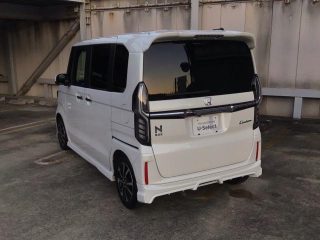 Ｎ－ＢＯＸカスタム Ｇ・ＥＸホンダセンシング　ＬＥＤ・フルセグ・メモリナビ・バックカメラ・純正ＡＷ・片側電動ドア・ＥＴＣ　衝突被害軽減装置　エアコン　盗難防止システム　ＰＷ　両側スライド片側電動ドア　キーフリーシステム　ナビＴＶ　サイドエアバッグ（4枚目）