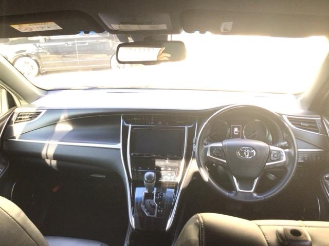 ハリアー プレミアム　ＬＥＤ・フルセグ・メモリナビ・ＤＶＤ・バックカメラ・純正ＡＷ・ＥＴＣ　クルーズＣ　Ｂカメラ　電動パワーシート　ＬＥＤライト　横滑り防止機能　オートエアコン　Ａストップ　エアバッグ　パワーウィンドウ（16枚目）