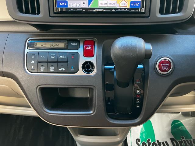 Ｎ－ＯＮＥ Ｇ　ＥＴＣ　ナビ　フルセグＴＶ　ＣＤ　ＤＶＤ　オートエアコン　スマートキー　電動格納ミラー　ベンチシート　アイドリングストップ　ＡＢＳ　横滑り防止装置　盗難防止システム　パワーウィンドウ　パワステ（12枚目）