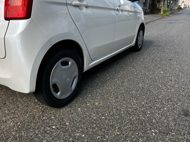 Ｎ－ＯＮＥ Ｇ　ＥＴＣ　ナビ　フルセグＴＶ　ＣＤ　ＤＶＤ　オートエアコン　スマートキー　電動格納ミラー　ベンチシート　アイドリングストップ　ＡＢＳ　横滑り防止装置　盗難防止システム　パワーウィンドウ　パワステ（29枚目）