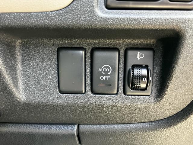 マーチ １２Ｇ　ＥＴＣ　ナビ　バックカメラ　フルセグＴＶ　Ｂｌｕｅｔｏｏｔｈ　ＣＤ　ＤＶＤ　ミュージックプレイヤー接続可　オートエアコン　スマートキー　電動格納ミラー　ＡＷ１４インチ　フォグライト（18枚目）