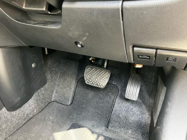 マーチ １２Ｇ　ＥＴＣ　ナビ　バックカメラ　フルセグＴＶ　Ｂｌｕｅｔｏｏｔｈ　ＣＤ　ＤＶＤ　ミュージックプレイヤー接続可　オートエアコン　スマートキー　電動格納ミラー　ＡＷ１４インチ　フォグライト（50枚目）