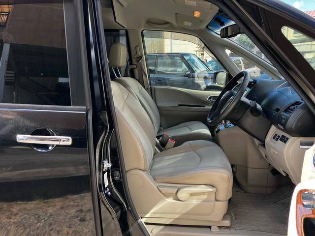 ランディ ２．０Ｇ　Ｓ－ハイブリッド　ワンオーナー　禁煙車　衝突被害軽減システム　レーンアシスト　両側パワスラ　ドラレコ　ＥＴＣ　ナビ　後席モニター　全周囲カメラ　フルセグＴＶ　Ｂｌｕｅｔｏｏｔｈ　ＣＤ　ＤＶＤ　コーナーセンサー　ＡＷ（24枚目）