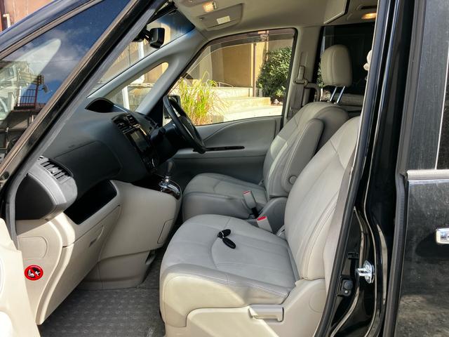 ランディ ２．０Ｇ　Ｓ－ハイブリッド　ワンオーナー　禁煙車　衝突被害軽減システム　レーンアシスト　両側パワスラ　ドラレコ　ＥＴＣ　ナビ　後席モニター　全周囲カメラ　フルセグＴＶ　Ｂｌｕｅｔｏｏｔｈ　ＣＤ　ＤＶＤ　コーナーセンサー　ＡＷ（27枚目）