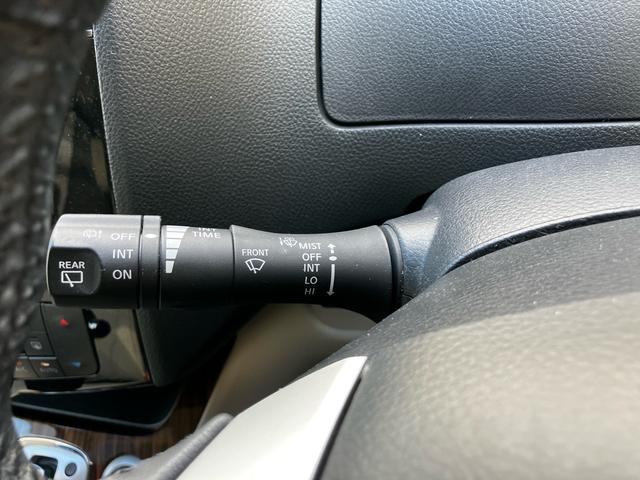 ランディ ２．０Ｇ　Ｓ－ハイブリッド　ワンオーナー　禁煙車　衝突被害軽減システム　レーンアシスト　両側パワスラ　ドラレコ　ＥＴＣ　ナビ　後席モニター　全周囲カメラ　フルセグＴＶ　Ｂｌｕｅｔｏｏｔｈ　ＣＤ　ＤＶＤ　コーナーセンサー　ＡＷ（50枚目）