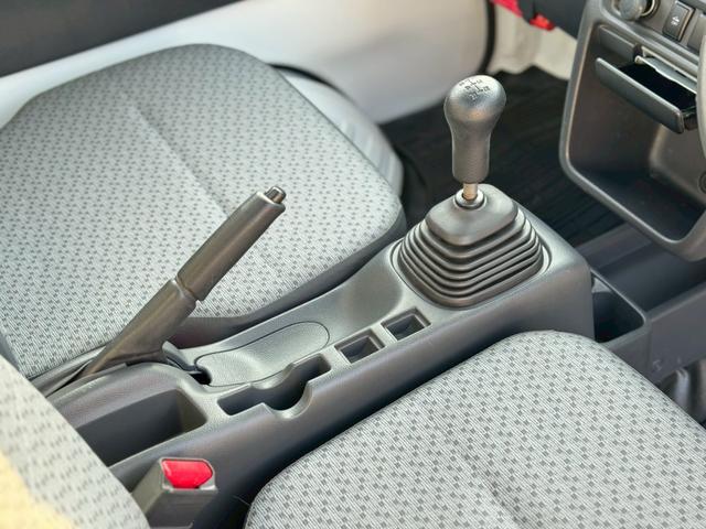 ���R�s�E�{���s�E�����s�Ŕz�B�E�c�ƂȂǎd���p�̌y�o�������T���̕��ɁI�n�C���[�t�E�ᑖ�s�E�����[���Ȃǌ���ڐ��őI�ׂ�݌ɂ𑽐����p�ӁB���[���n�j�I