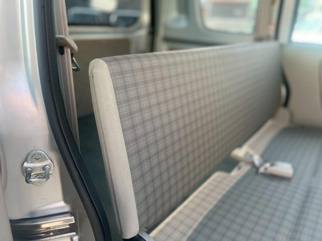 エブリイ ＰＡ　運転席エアバッグ・助手席エアバック・エアコン・クーラー・パワーステアリング・ＣＤ・両側スライドドア・禁煙車・１２Ｖ電源ソケット・ヘッドライトレベライザー・フロアマット・スペアキー・スペアタイヤ（41枚目）