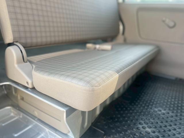 エブリイ ＰＡ　運転席エアバッグ・助手席エアバック・エアコン・クーラー・パワーステアリング・ＣＤ・両側スライドドア・禁煙車・１２Ｖ電源ソケット・ヘッドライトレベライザー・フロアマット・スペアキー・スペアタイヤ（43枚目）