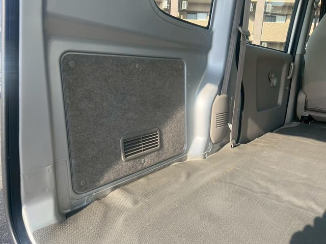 エブリイ ＰＡ　運転席エアバッグ・助手席エアバック・エアコン・クーラー・パワーステアリング・ＣＤ・両側スライドドア・禁煙車・１２Ｖ電源ソケット・ヘッドライトレベライザー・フロアマット・スペアキー・スペアタイヤ（54枚目）