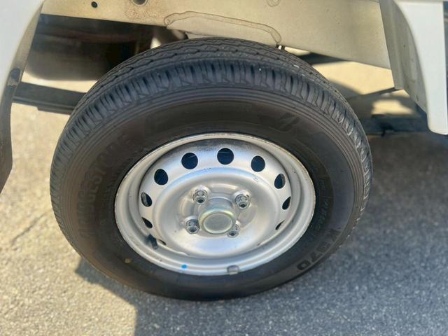 �y�g���b�N�E�y�o���̔����ւ��E���Ԃ����������̖@�l�l�����}�B���R�E�O���E�}���G���A�ŕ����䓱���̑��k�������B�[�ԃX�s�[�h�E�����i���Ɏ��M������܂��B