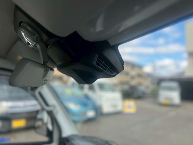 キャリイトラック 　オートマチックハイビーム・パワウィンドウ・キーレス・フロントフォグランプ・禁煙車・ＣＤ・衝突軽減ブレーキ・横滑り防止装置・フロアマット・スペアキー・スペアタイヤ・アオリプロテクター・ドアバイザー（14枚目）