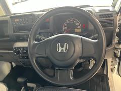 ハンドルの状態が悪いと運転に集中できませんよね。こちらの車、お気軽にお問い合わせください。 3