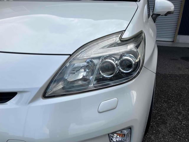 プリウス Ｇツーリングセレクション　サンルーフ　外品１９インチアルミ　ローダウン　ドライブレコーダー　ＥＴＣ　バックカメラ　９インチナビＴＶ　オートオートライト　ＬＥＤヘッドランプ　クルーズコントロール　パワーシート　スマートキー（18枚目）