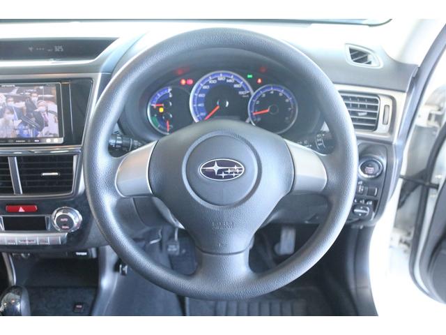 2.0i-L 4WD 禁煙車 3列シート SDナビ Bluetooth フルセグTV バックカメラ ETC スマートキー プッシュスタート 左右分離型オートエアコン 電動格納ミラー HIDヘッドライト フォグランプ(45枚目)