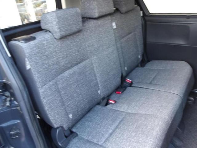 シエンタ ハイブリッドＺ　フルセグ　メモリーナビ　ミュージックプレイヤー接続可　バックカメラ　衝突被害軽減システム　ＥＴＣ　両側電動スライド　ＬＥＤヘッドランプ　ウオークスルー　ワンオーナー（20枚目）